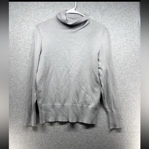 Cable & Gauge Light Gray Knit Top